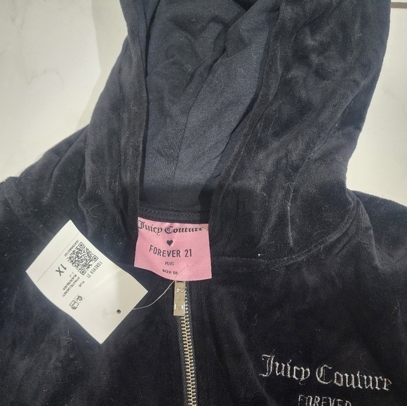 Juicy Couture Velour Jacket - Picture 3 of 3
